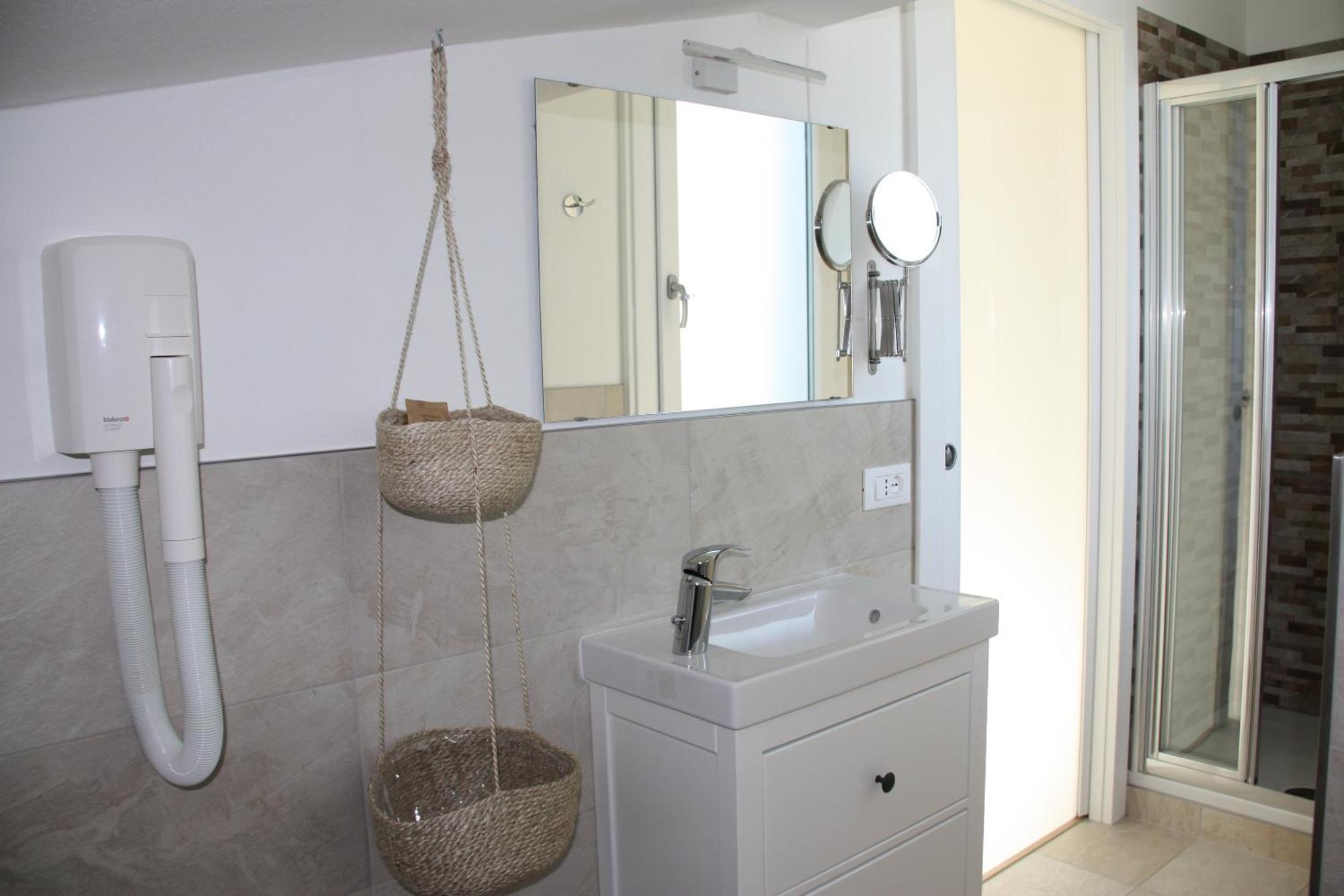 B&B Le Magnolie Faggeto Lario Eksteriør bilde