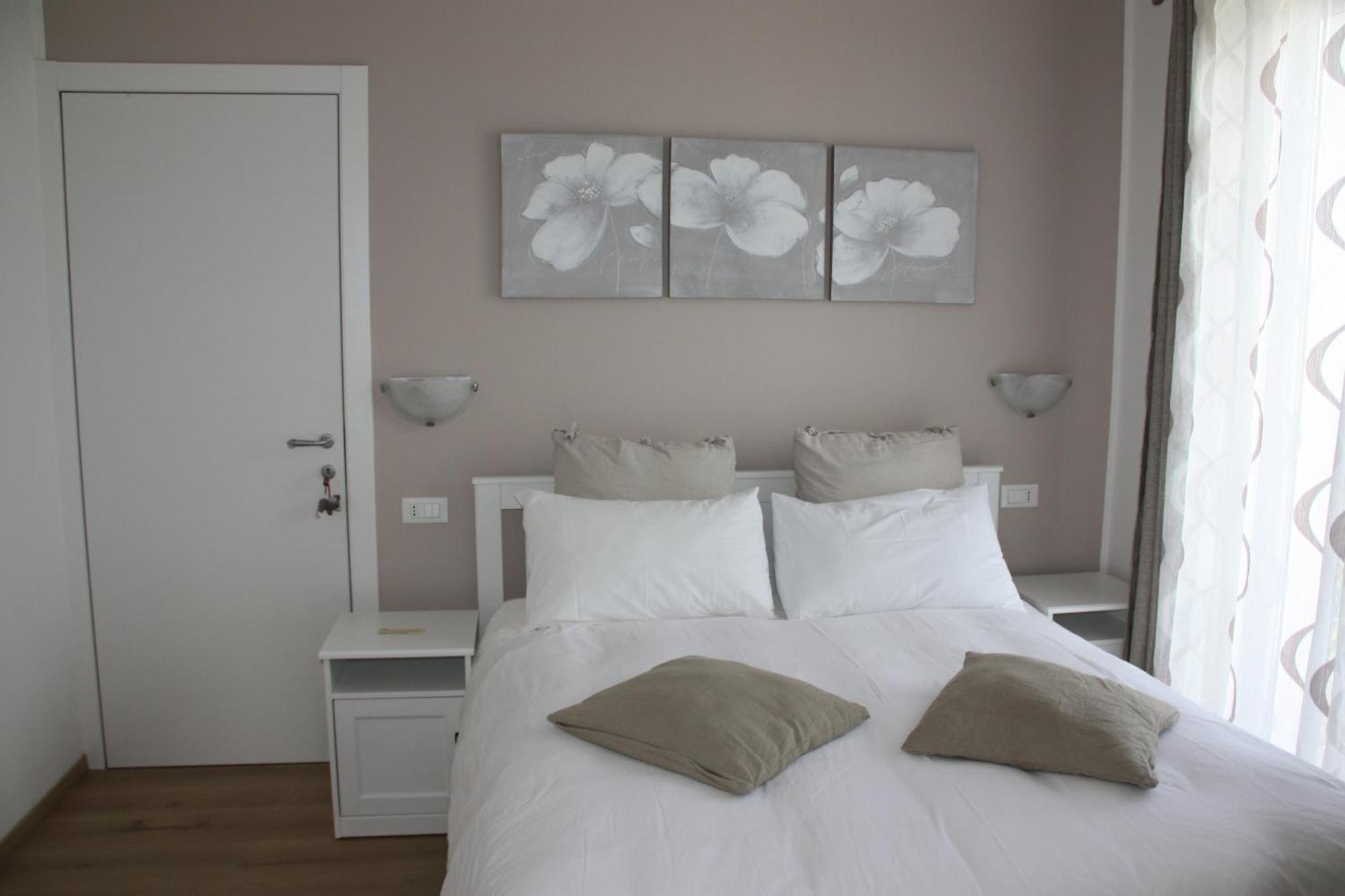 B&B Le Magnolie Faggeto Lario Eksteriør bilde